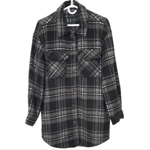 Love Tree Plaid Fleece Oversized Shacket Button Front Pockets Womens Size Small